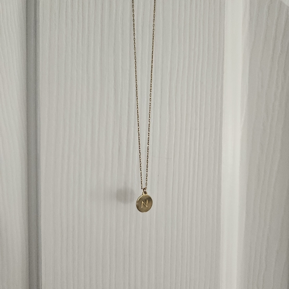NWOT Kate Spade 12K Gold Plated Initial Mini Pendant Necklace- N - Picture 3 of 5